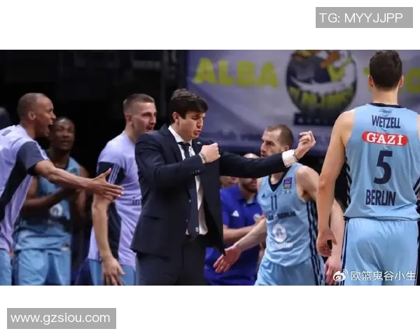 帕纳辛纳科斯与莫斯科迪纳摩的精彩对决揭示足球战术的魅力与激情