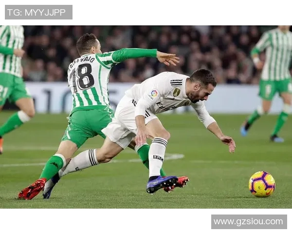 莱加内斯主场迎战格拉纳达双方争夺西甲宝贵积分之战 莱加内斯主场迎战格拉纳达双方争夺西甲宝贵积分之战