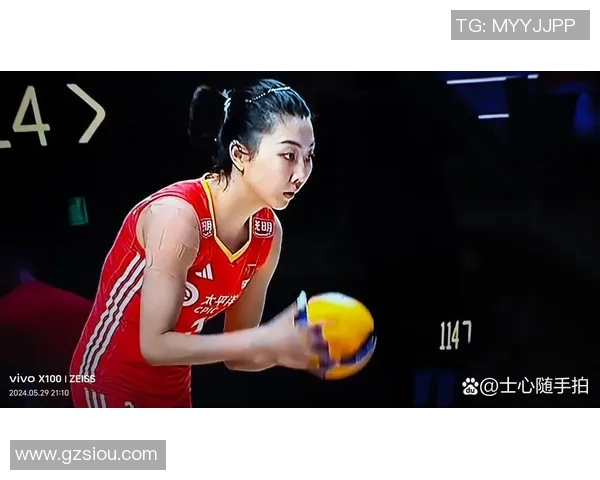 中国女排与荷兰女排精彩对决比赛直播回放全程回顾与分析 中国女排与荷兰女排精彩对决比赛直播回放全程回顾与分析