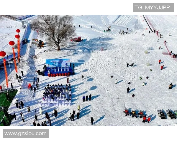 我市首座大型专业室外滑雪场，1月敞开